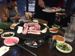 -Dombe豚(黑猪肉街店)