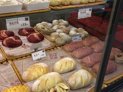 -顶东面包花园·生日蛋糕(世博店)