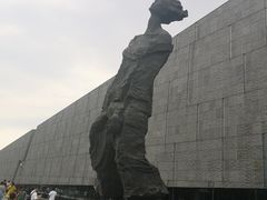 -侵华日军南京大屠杀遇难同胞纪念馆-停车场