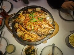 -鸣记脆皮烤鱼·海鲜烤鱼(三八广场店)