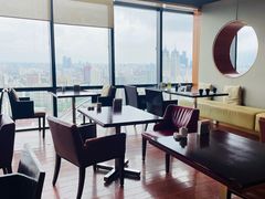-上海龙之梦万丽酒店