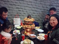 -巴四老城区炭火蛙锅(张江店)