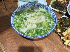-东大桥小国抻面烧烤(长通路店)
