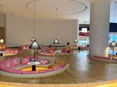 -涨巢·潮玩水疗局