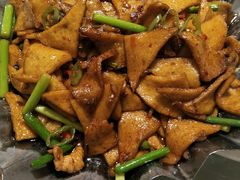 -吴记酱骨炖菜馆(康安路店)