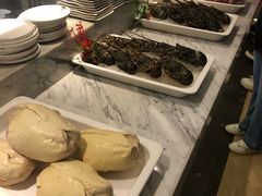 -雍和会海鲜姿造自助(湖东路店)