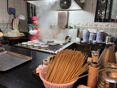 -镇南锅盖面馆(解放路店)