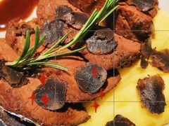 -JINNS锦时 steak&pizza(浸信会礼拜堂旧址店)