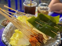 -马路边边串串香(苗栗路店)