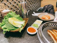 -草家酱蟹炭火烤肉店(珲春南路一店)