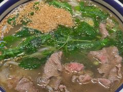 -云阿蛮云南生烫牛肉米线(奉贤路店)