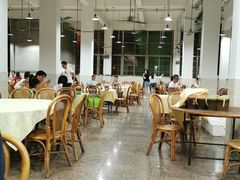 大堂-标记美食新鲜猪杂(兴南大道店)