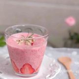 少女心爆棚的草莓酸奶🍓