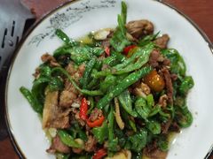 -湖南人家湘菜馆(镇江路店)
