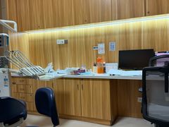 -上海仁爱医院口腔科 · 种植