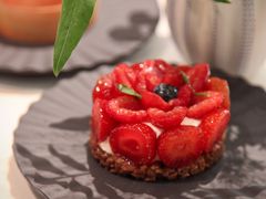 -潮一不贰·法式甜品·生日蛋糕·西式简餐(外滩店)