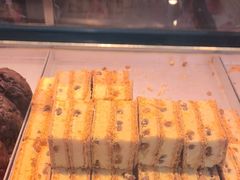-读酥世家(松江新城地铁站店)