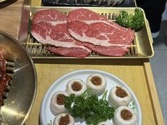 -汉城烤肉·黑金冠(华山路店)
