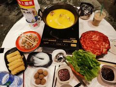 -鲜入围煮花胶鸡海鲜火锅