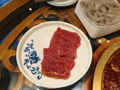 -小天鹅火锅·一线江景洪鼎旗舰店(洪崖洞店)