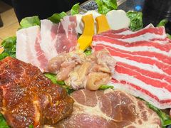-木槿花韩式炭烤·熟成肉工坊(孙文东路店)