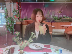 -查特花园美食广场(西单大悦城店)
