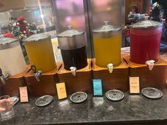 -亚龙湾希尔顿自助餐厅·海鲜·烧烤·沙滩BBQ·现场乐队
