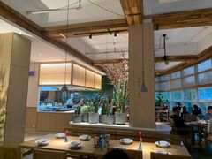 -蜜桃餐厅·伴山(湖滨商业街店)