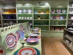 -文艺复兴百货(米兰大教堂广场店)