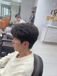 -尤司男士国潮理发馆