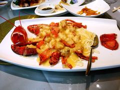 -御花园·粤菜·海鲜火锅(中山公园店)