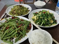 -王菊美食街·王菊面馆(总店)