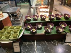 -广州万富希尔顿酒店·感趣自助餐厅·金秋蟹宴生蚝海鲜刺身