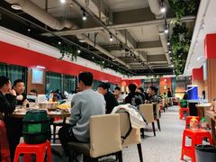 大堂-永红源啤酒·烧烤·海鲜·大排档(青特城店)