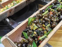 紫苏炒山坑螺-竹一味·竹筒饭
