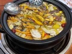 -菌之家·专业纯野生菌火锅·特色炒菌