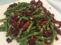 -巴依兄弟西域美食(机场店)