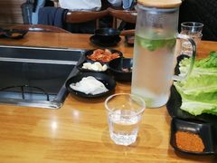 -肉甲韩国木炭烤肉(新壹街1店)