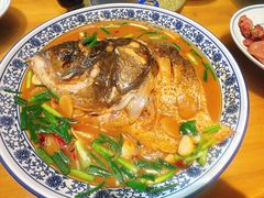 红烧鱼头-江南荣村(小溪店)