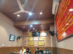 -谢老五跷脚牛肉·非遗传承店