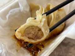 -黄阿姨锅贴大王(万航渡路店)