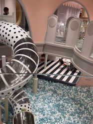 -奈尔宝家庭中心·亲子餐厅(鄞州万达店)