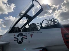 -中途岛号航空母舰博物馆