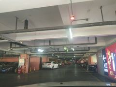 -印象城购物中心-停车场