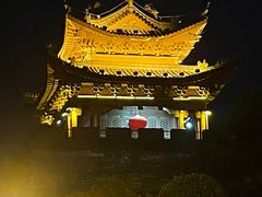 -巴陵广场