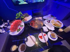 -唯爱KTV聚会餐厅(仙林东城汇店)