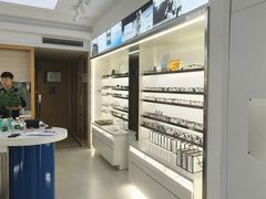 -视野联行眼镜·蔡司·尼康战略合作店(城西银泰店)