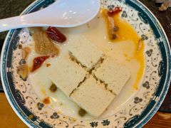 -重庆烧鸡公火锅(簋街店)