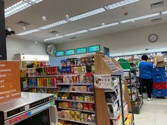 -全家便利店(杭州龙翔桥地铁站店)