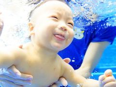 -龙格亲子游泳俱乐部(泊富中心)